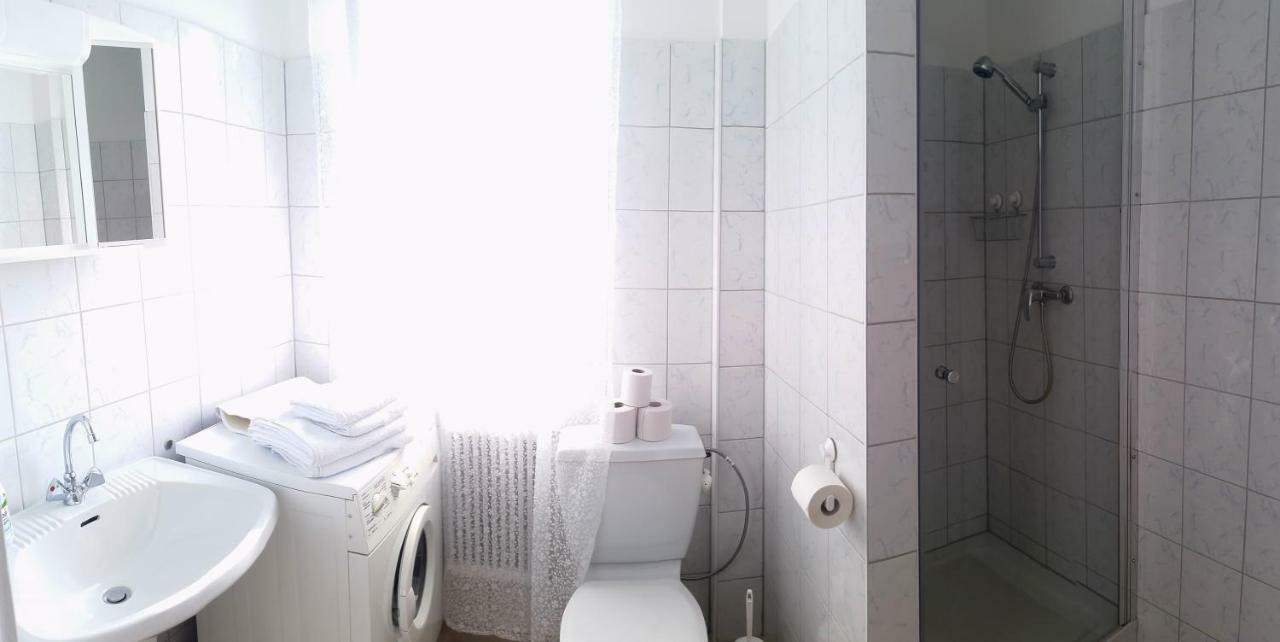 Apartment Nahe Rosenhuegel Виена Екстериор снимка