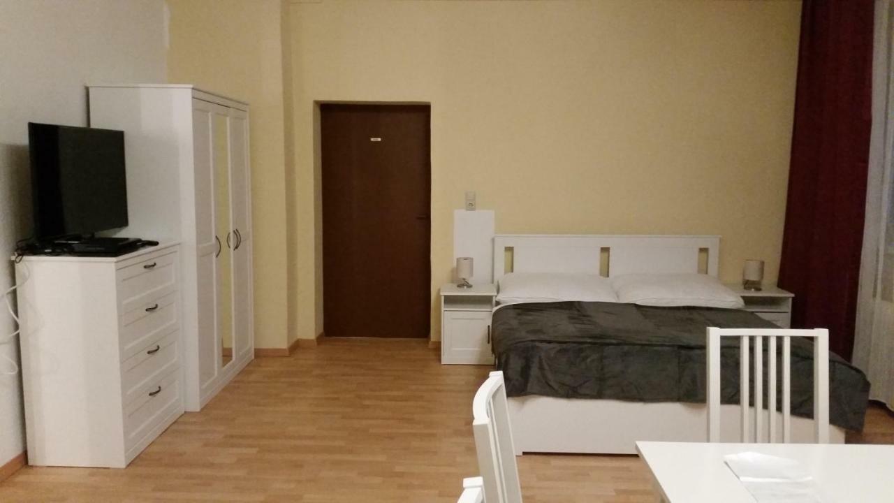 Apartment Nahe Rosenhuegel Виена Екстериор снимка