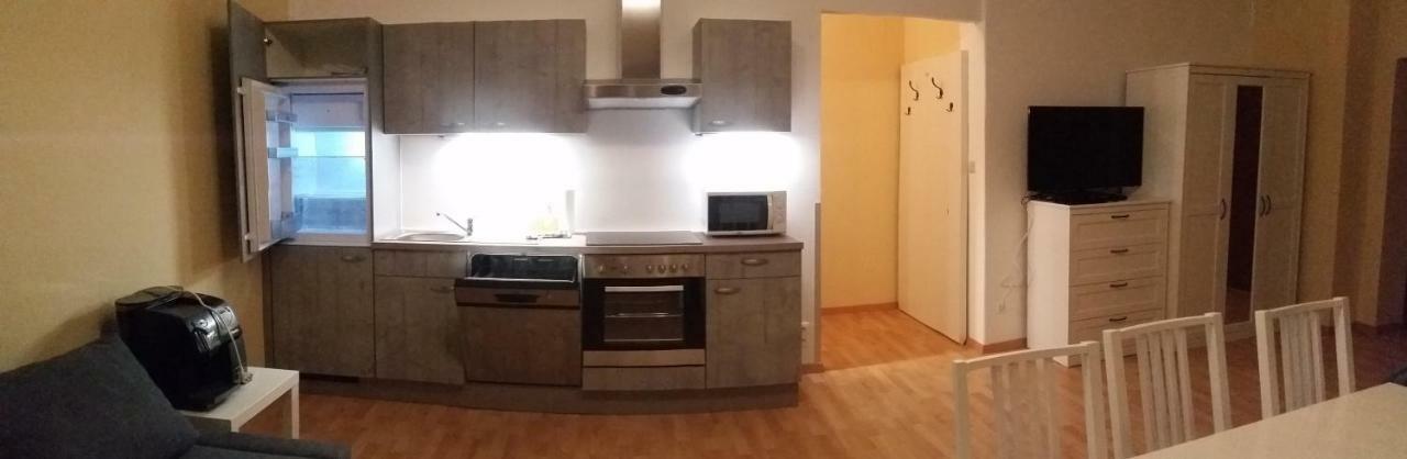 Apartment Nahe Rosenhuegel Виена Екстериор снимка